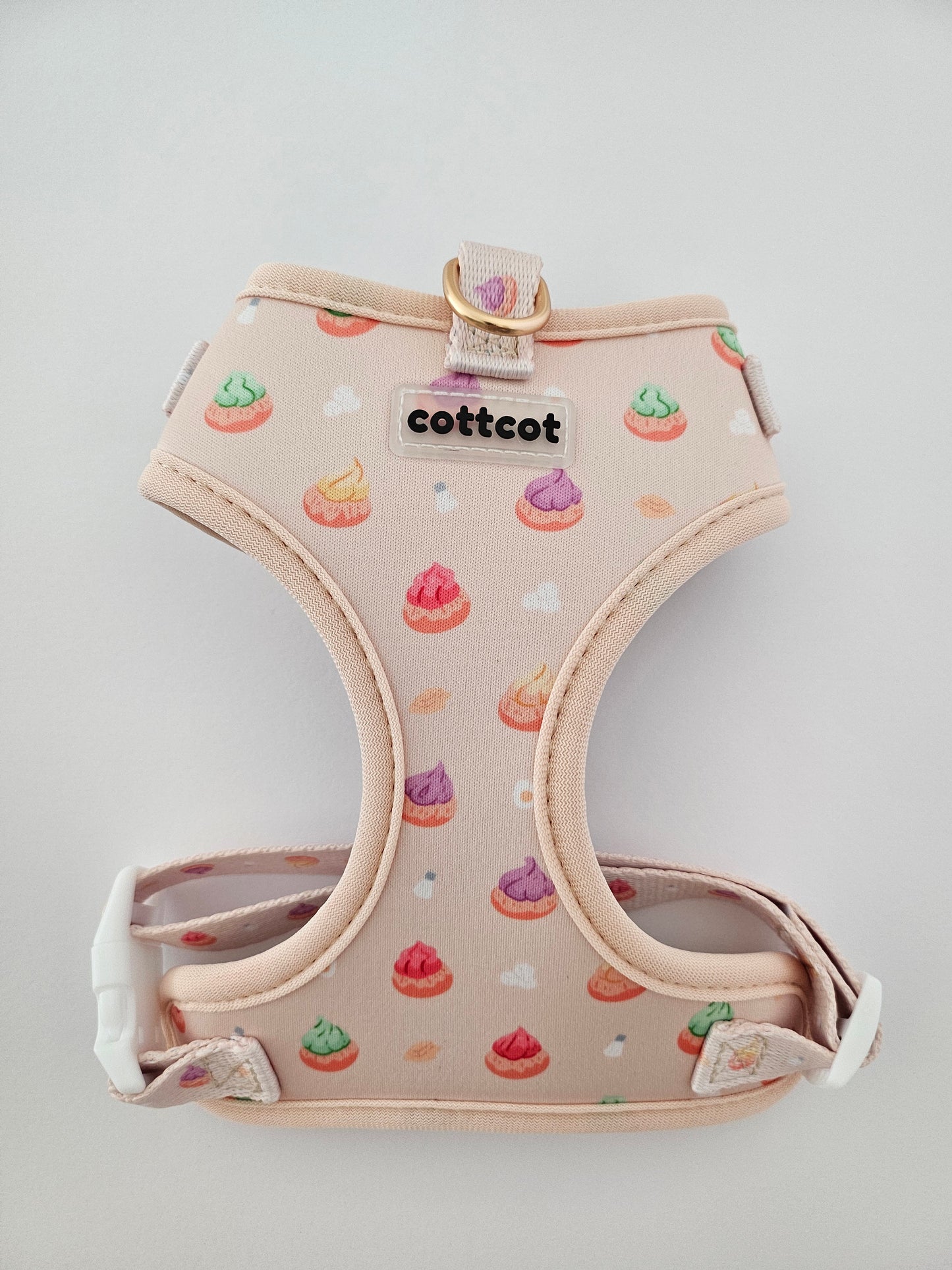 gem biscuits harness